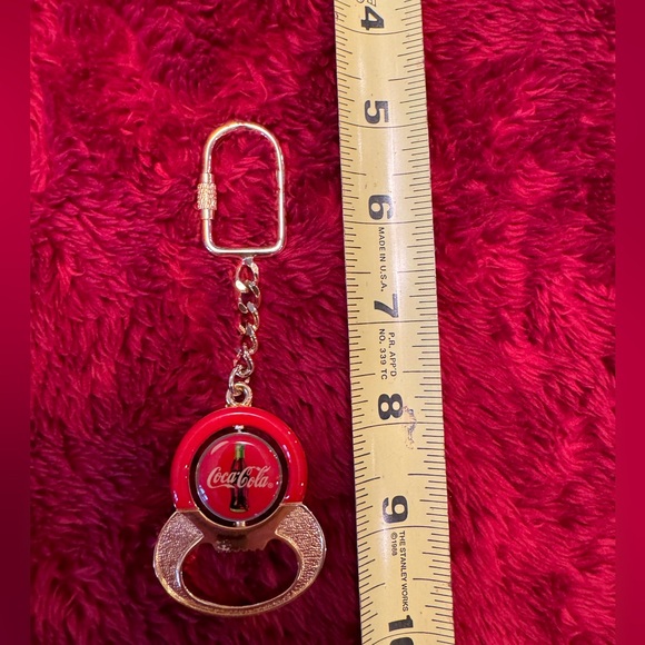 NWOT Vintage Coca Cola Keychain/ Bottle Opener Spinner 
In Gold, Red And Yellow. - Picture 6 of 7